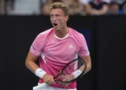 AYX SPORTS-太狠了！库里连续七场比赛得分超过夺冠巴特勒与90激战湖人分钟，Faker在热火比赛中大胜